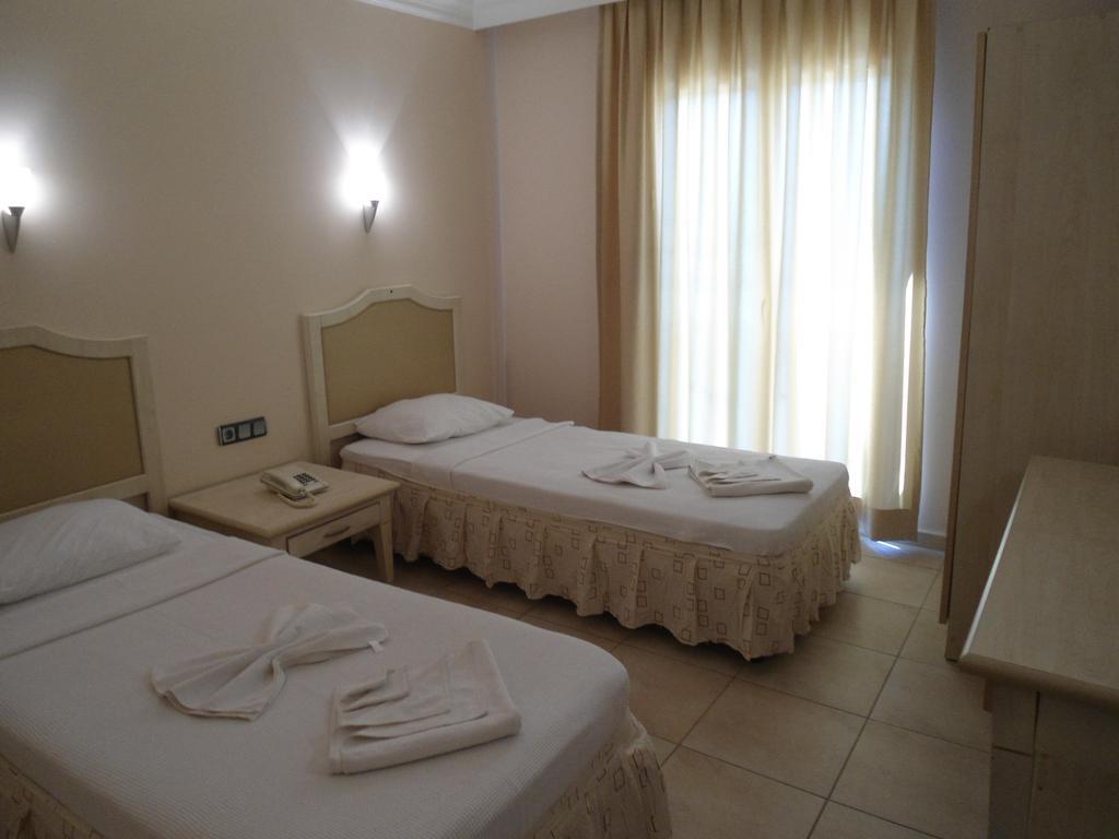 Club Dena Aparthotel Marmaris Room photo